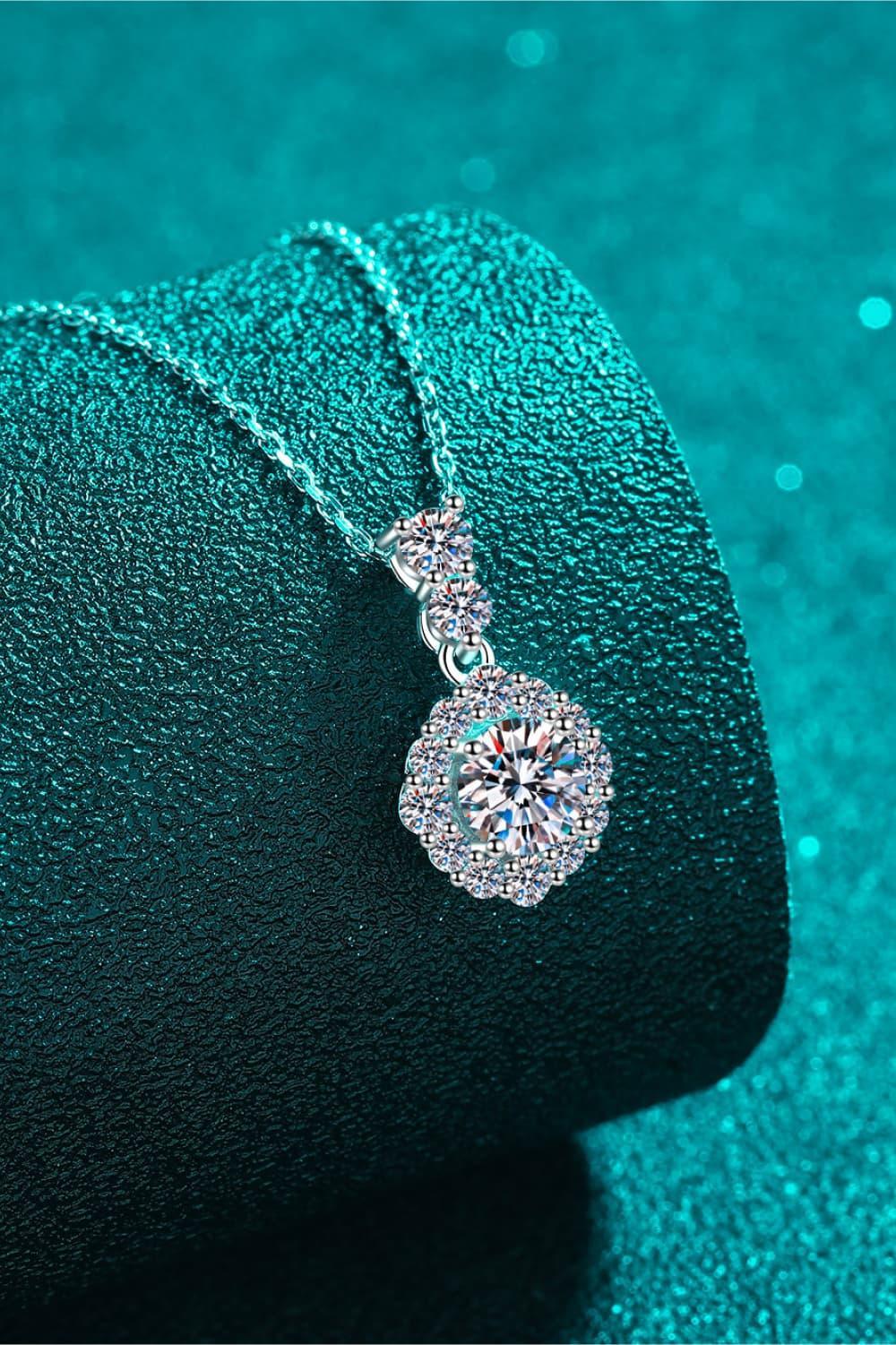 1 Carat Moissanite 925 Sterling Silver Necklace - Admiresty